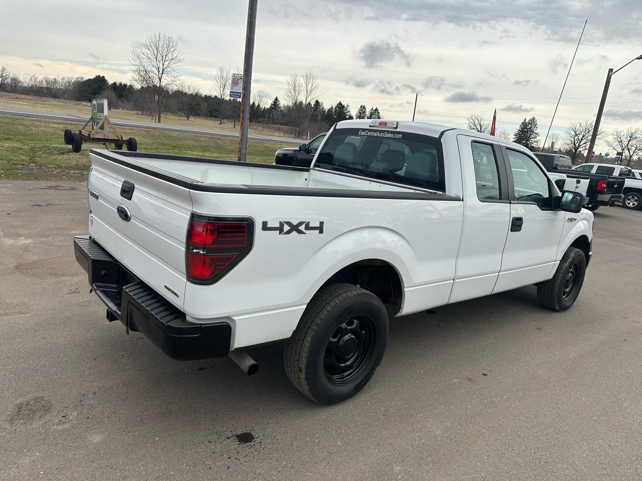 Ford F-150 4WD SuperCab 145" XL 2013