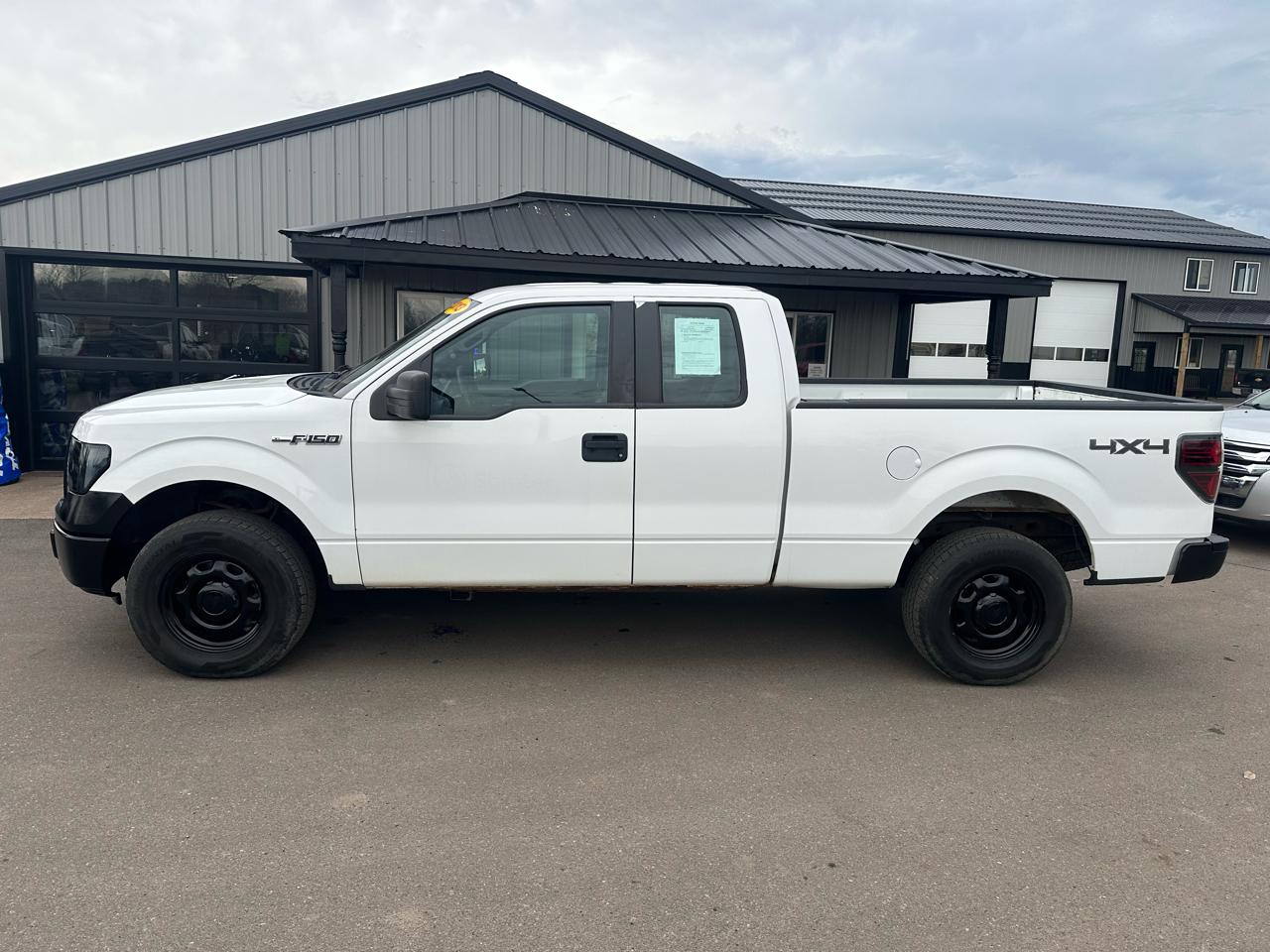 Ford F-150 4WD SuperCab 145" XL 2013