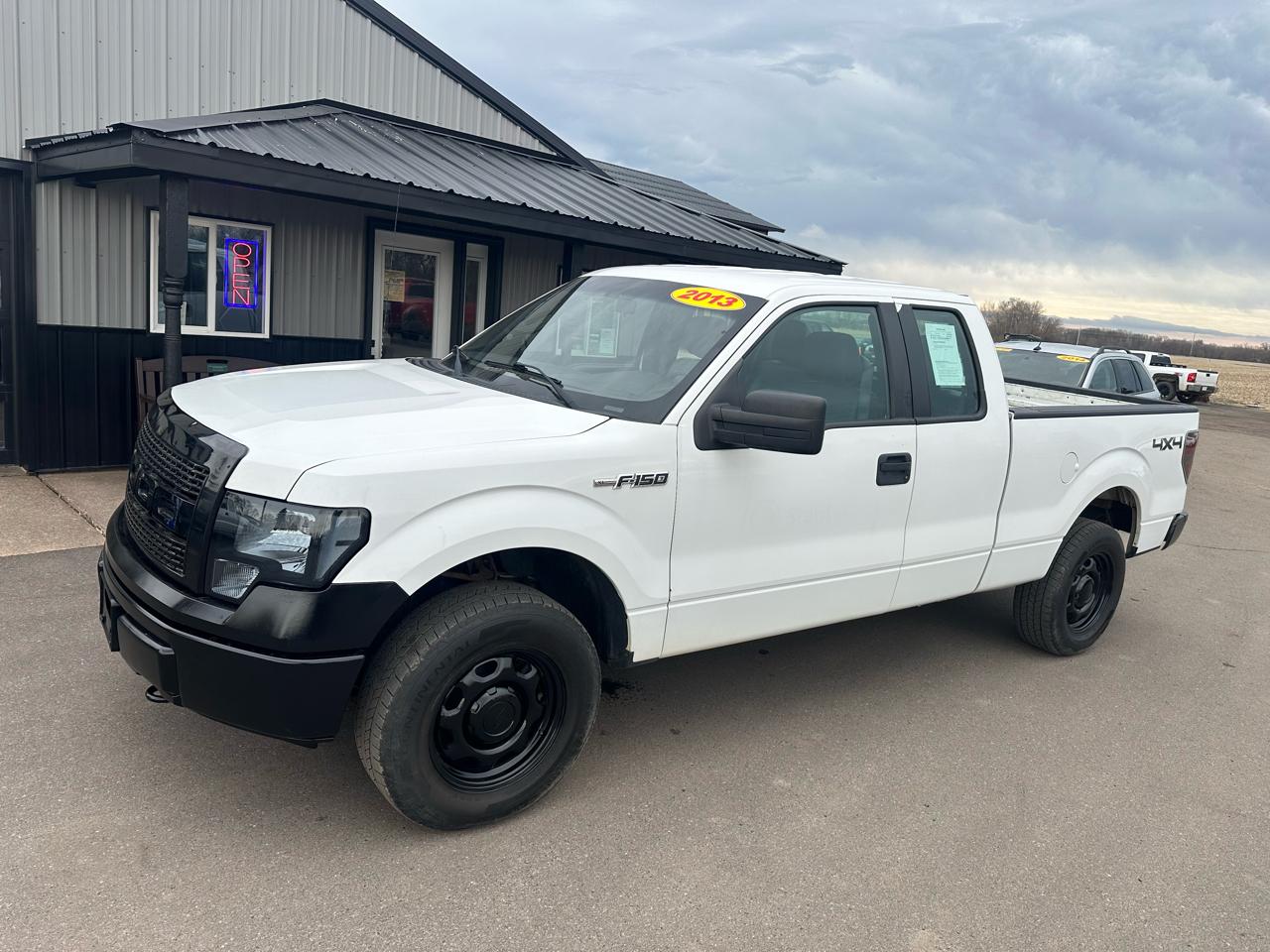 Ford F-150 4WD SuperCab 145" XL 2013
