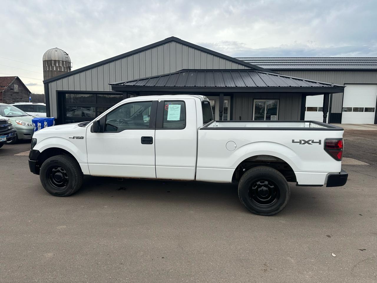 Ford F-150 4WD SuperCab 145" XL 2013