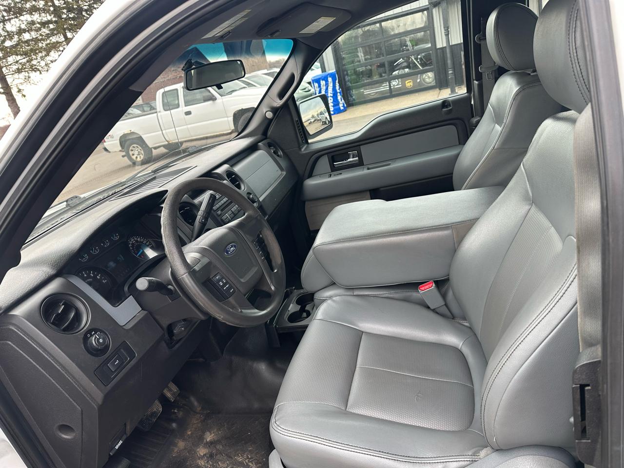 Ford F-150 4WD SuperCab 145" XL 2013