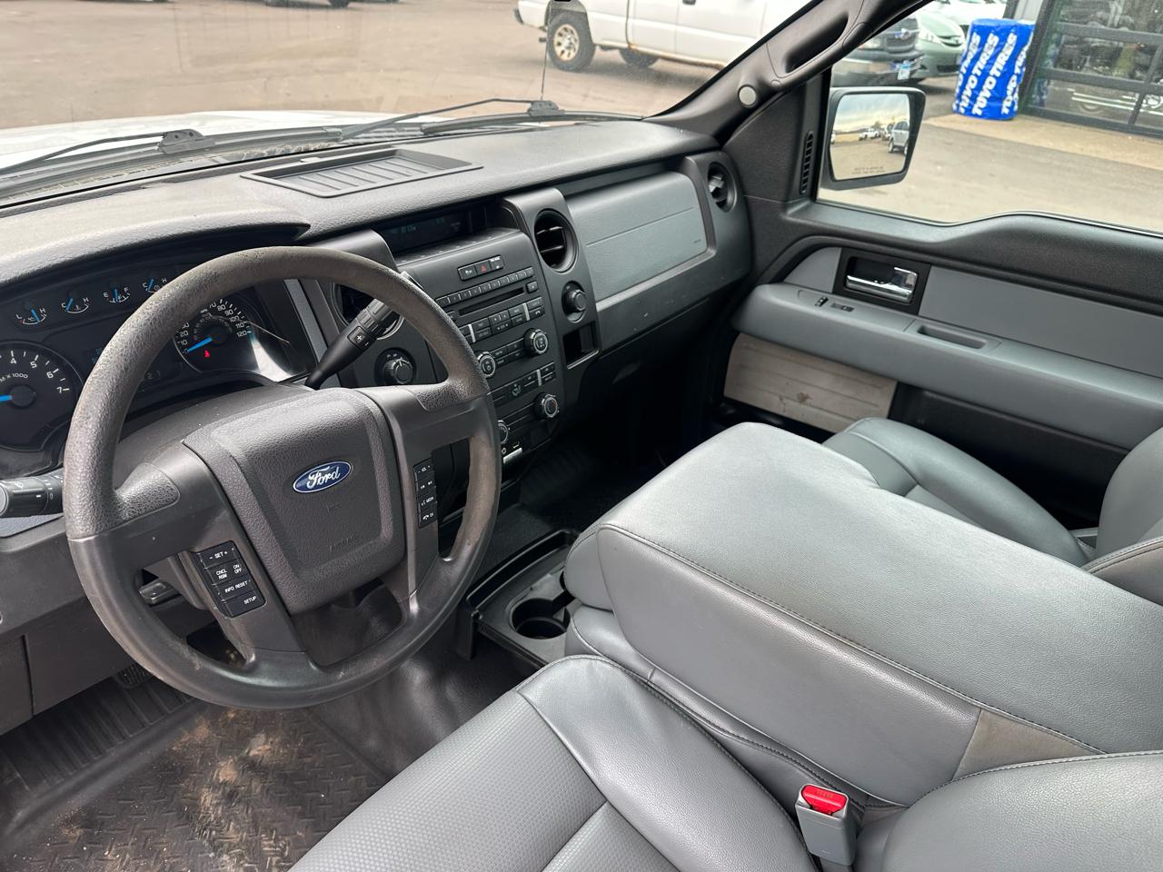 Ford F-150 4WD SuperCab 145" XL 2013