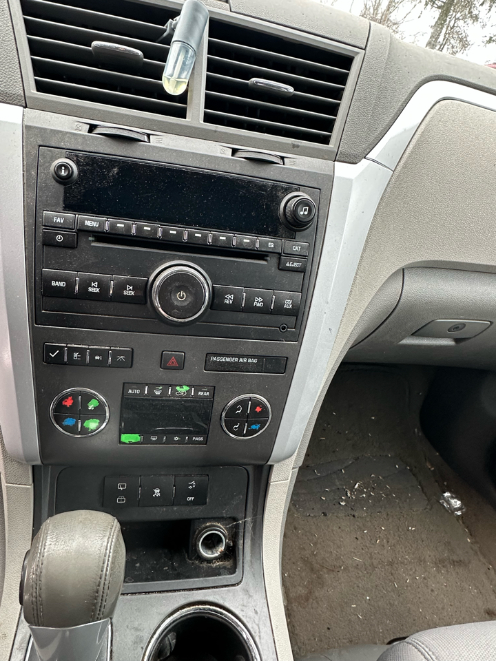 Chevrolet Traverse AWD 4dr LT w/2LT 2011