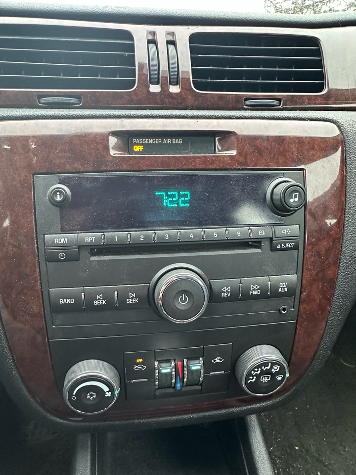 Chevrolet Impala 4dr Sdn LT Fleet 2011