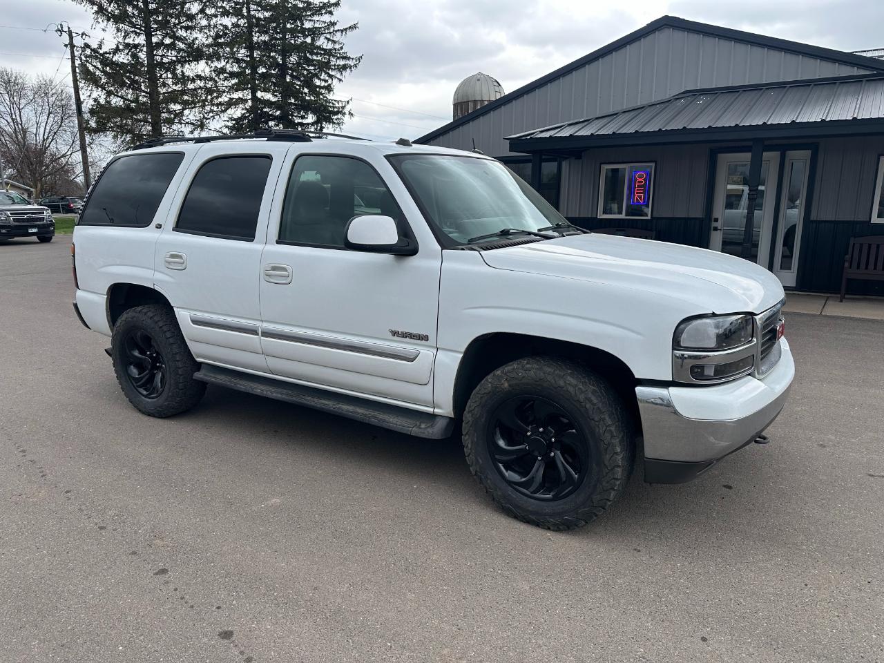 GMC Yukon 4dr 1500 4WD SLT 2005