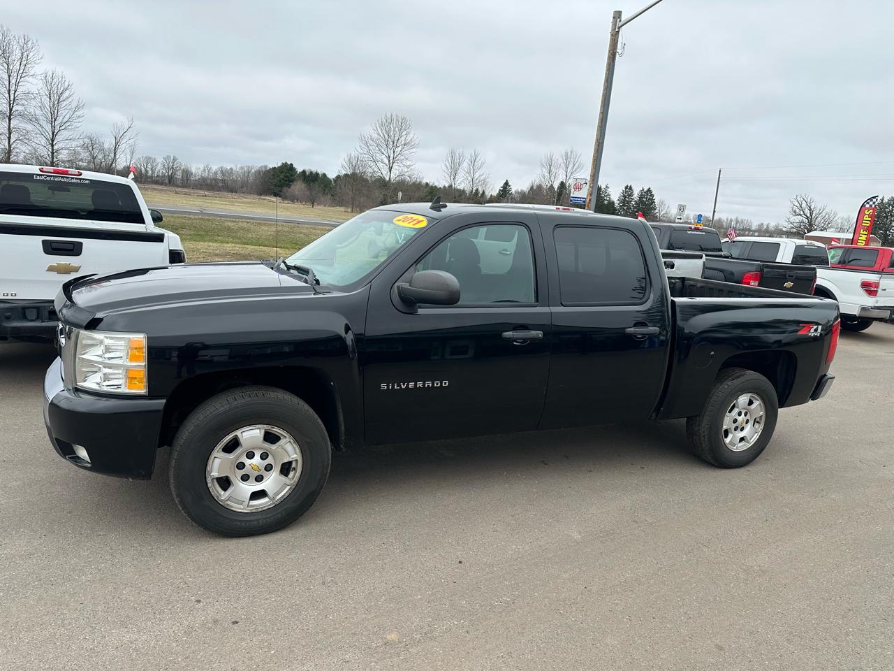 Chevrolet Silverado 1500 4WD Crew Cab 143.5" LT 2011