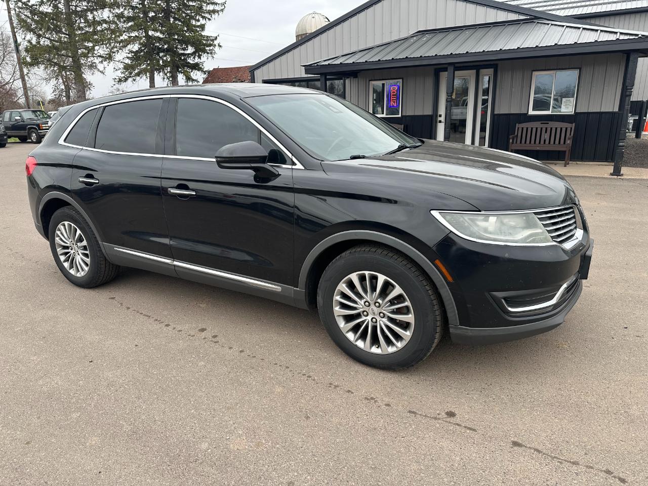 Lincoln MKX AWD 4dr Select 2016