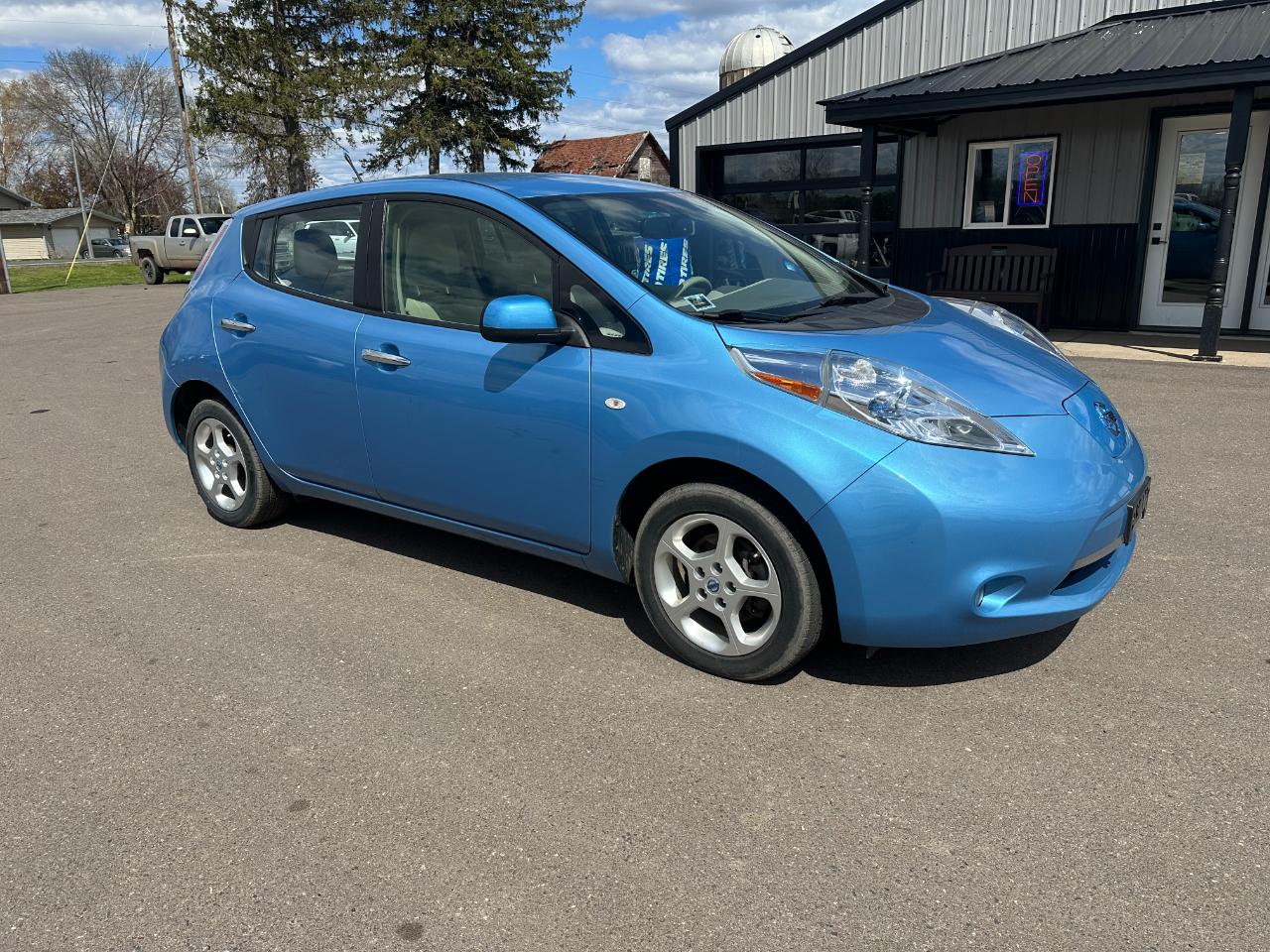 Nissan Leaf 4dr HB SL 2012
