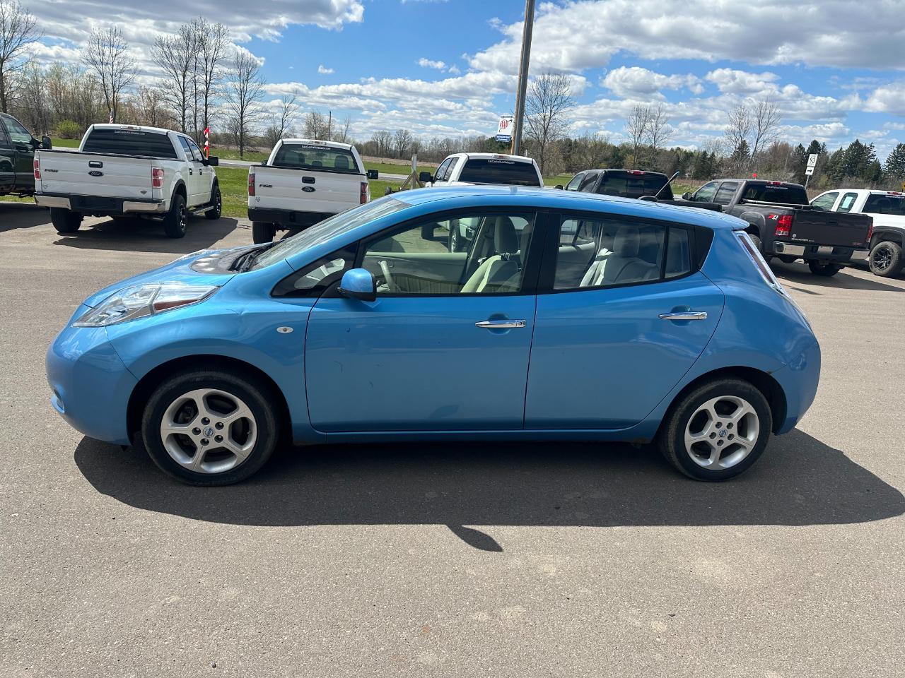 Nissan Leaf 4dr HB SL 2012
