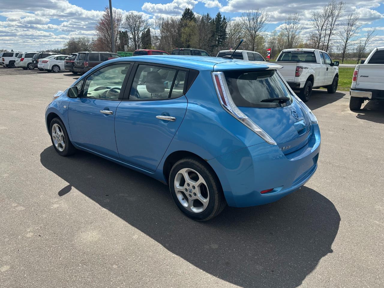 Nissan Leaf 4dr HB SL 2012