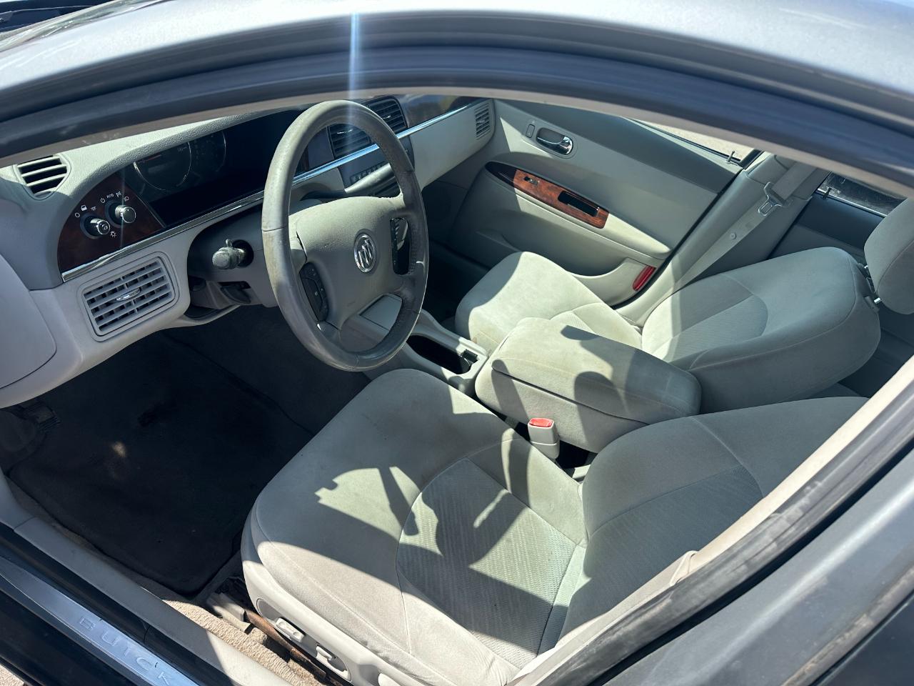 Buick LaCrosse 4dr Sdn CX 2009