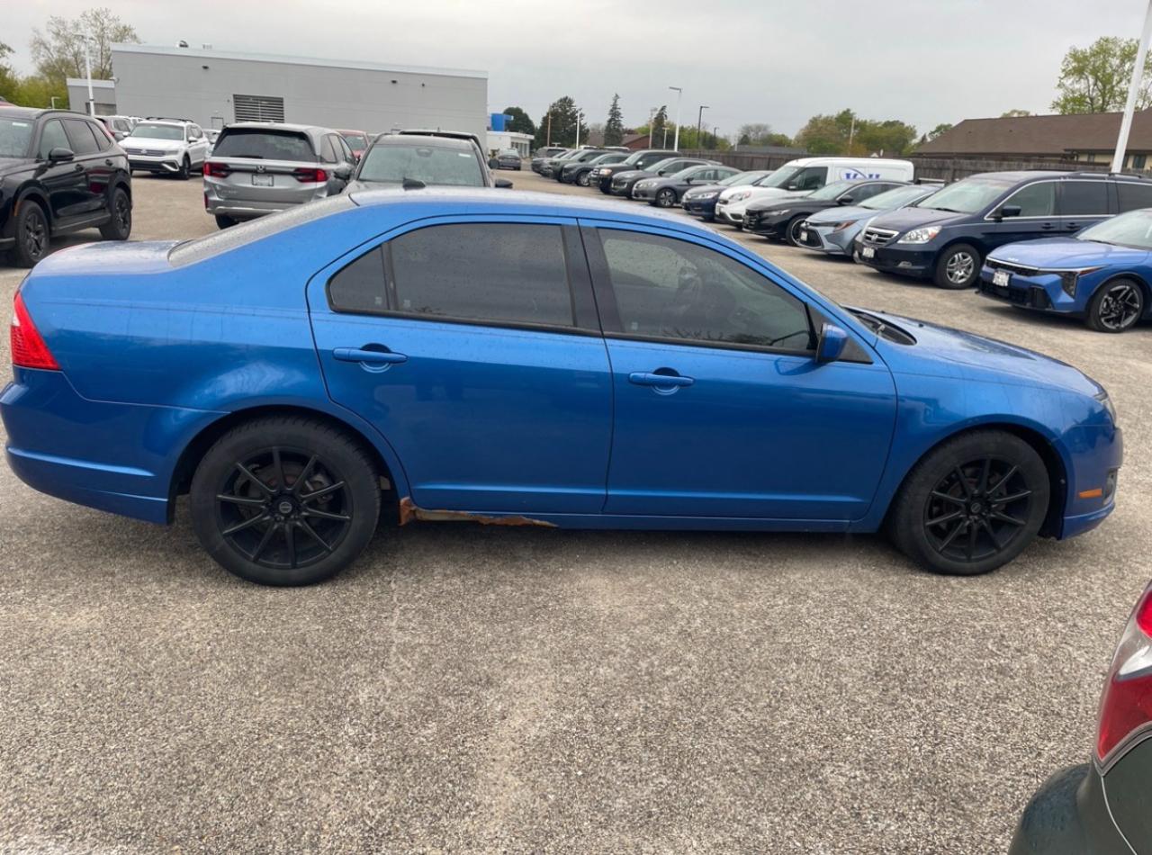 Ford Fusion 4dr Sdn SE FWD 2011