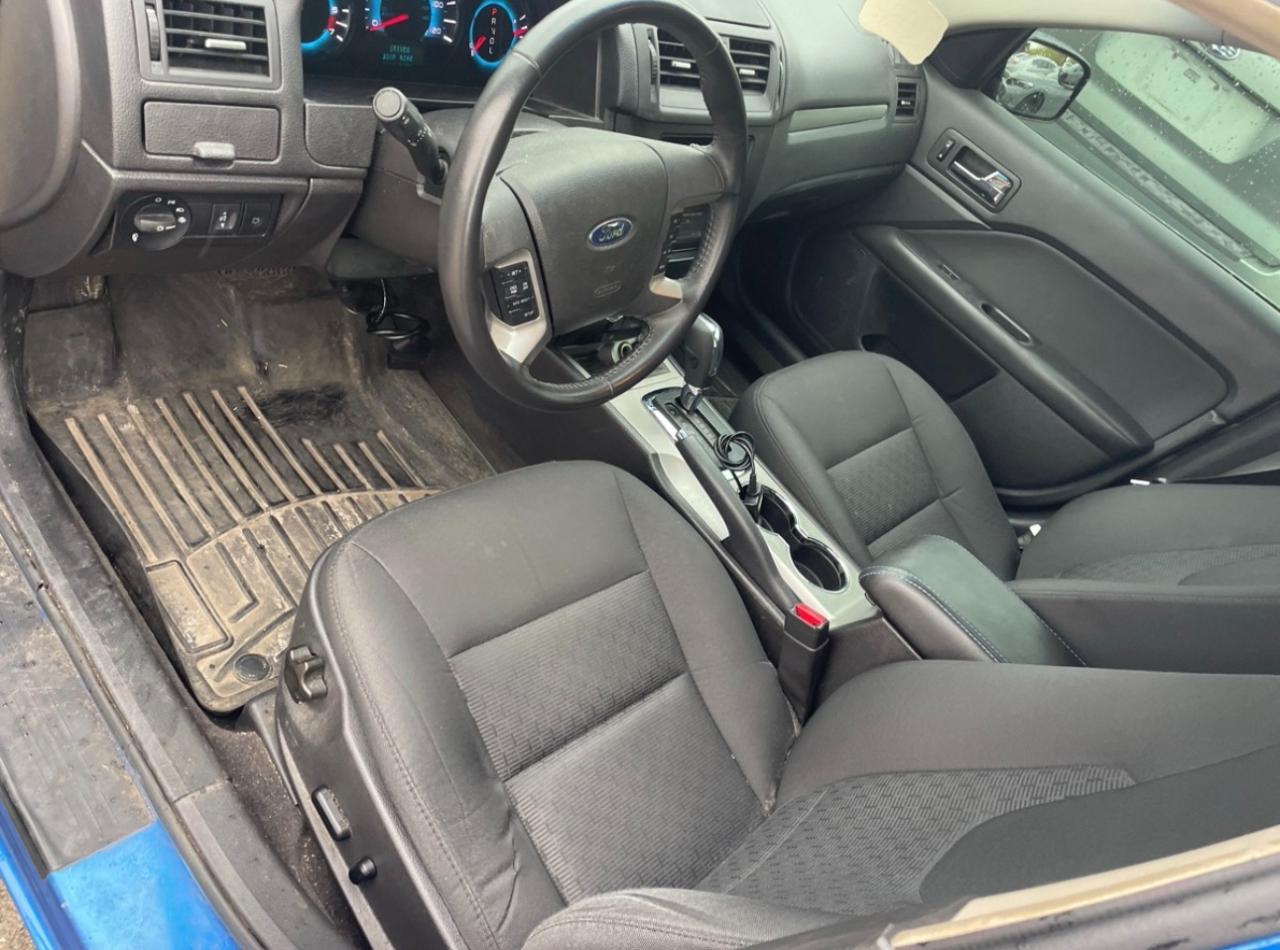 Ford Fusion 4dr Sdn SE FWD 2011