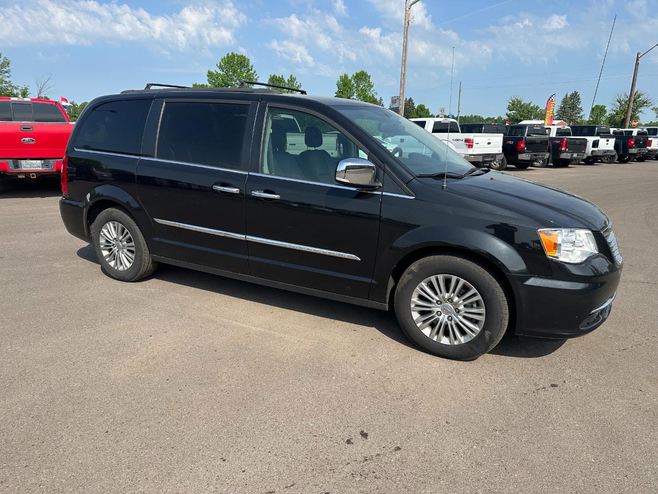 Chrysler Town & Country 4dr Wgn Touring-L 2015