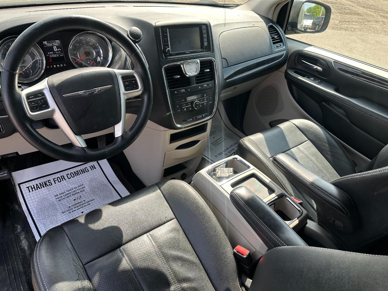 Chrysler Town & Country 4dr Wgn Touring-L 2015
