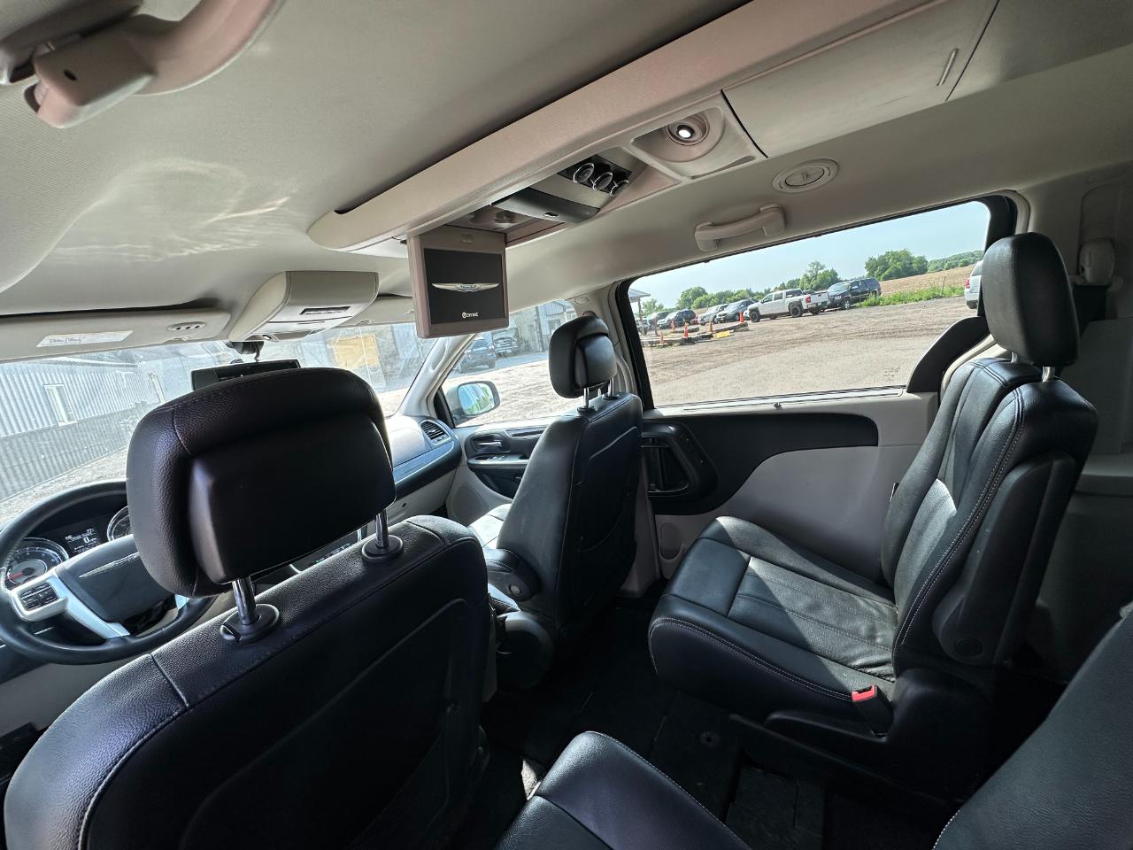 Chrysler Town & Country 4dr Wgn Touring-L 2015