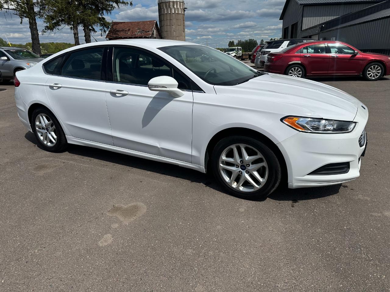 Ford Fusion 4dr Sdn SE FWD 2014