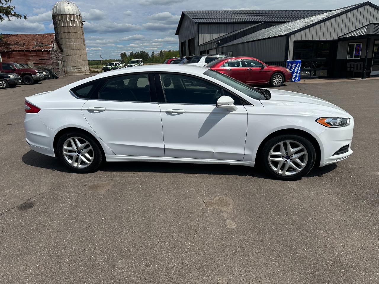 Ford Fusion 4dr Sdn SE FWD 2014