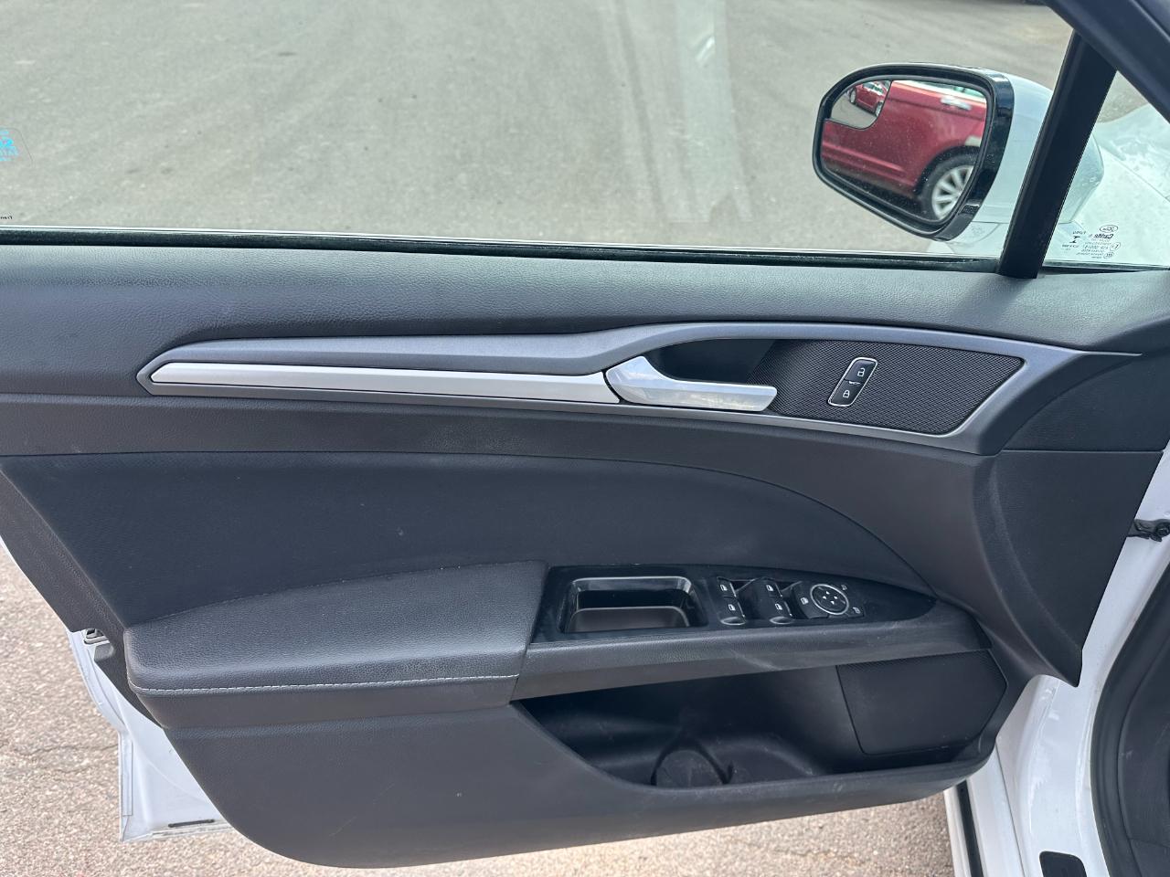 Ford Fusion 4dr Sdn SE FWD 2014