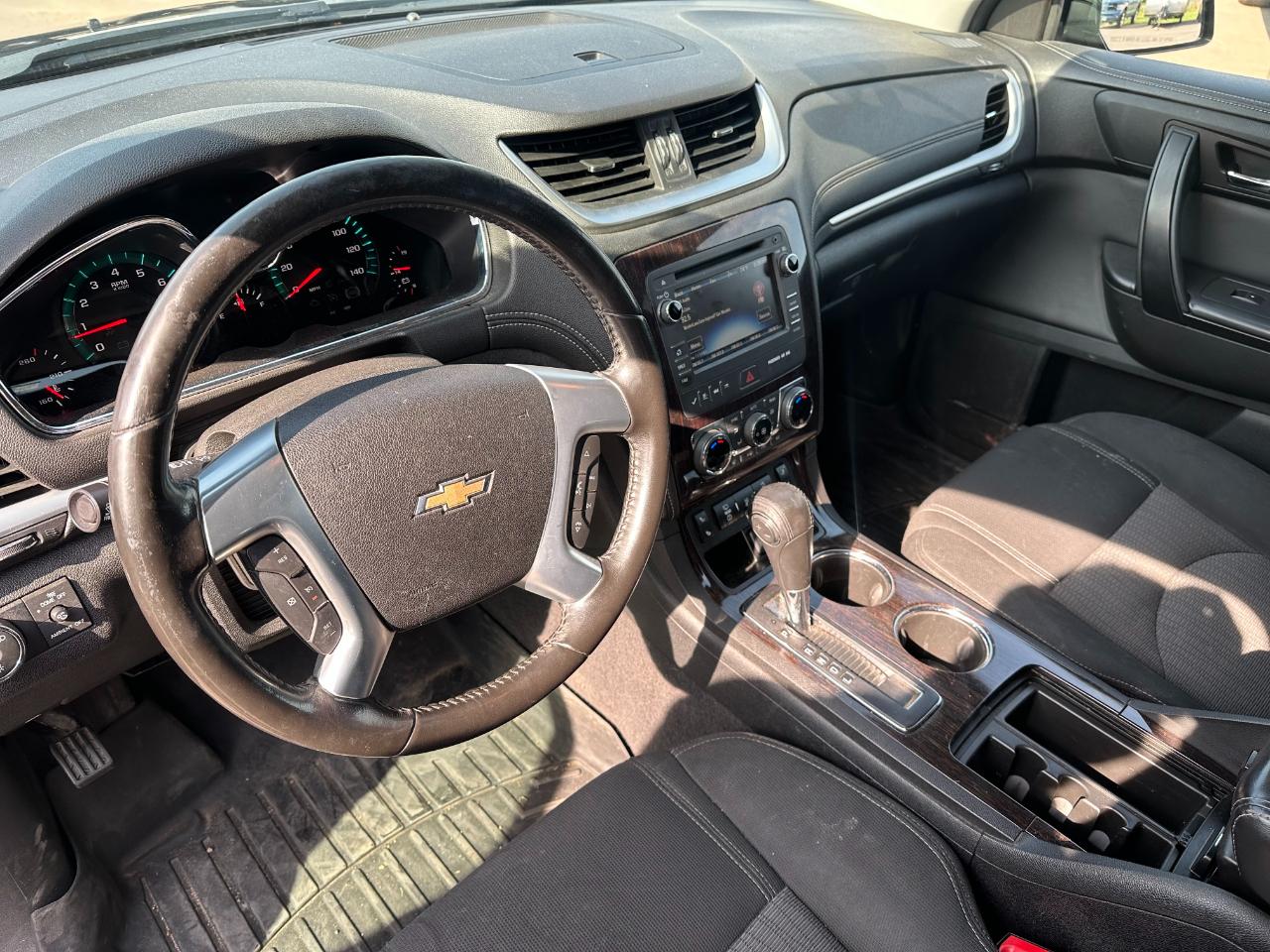 Chevrolet Traverse AWD 4dr LT w/2LT 2015