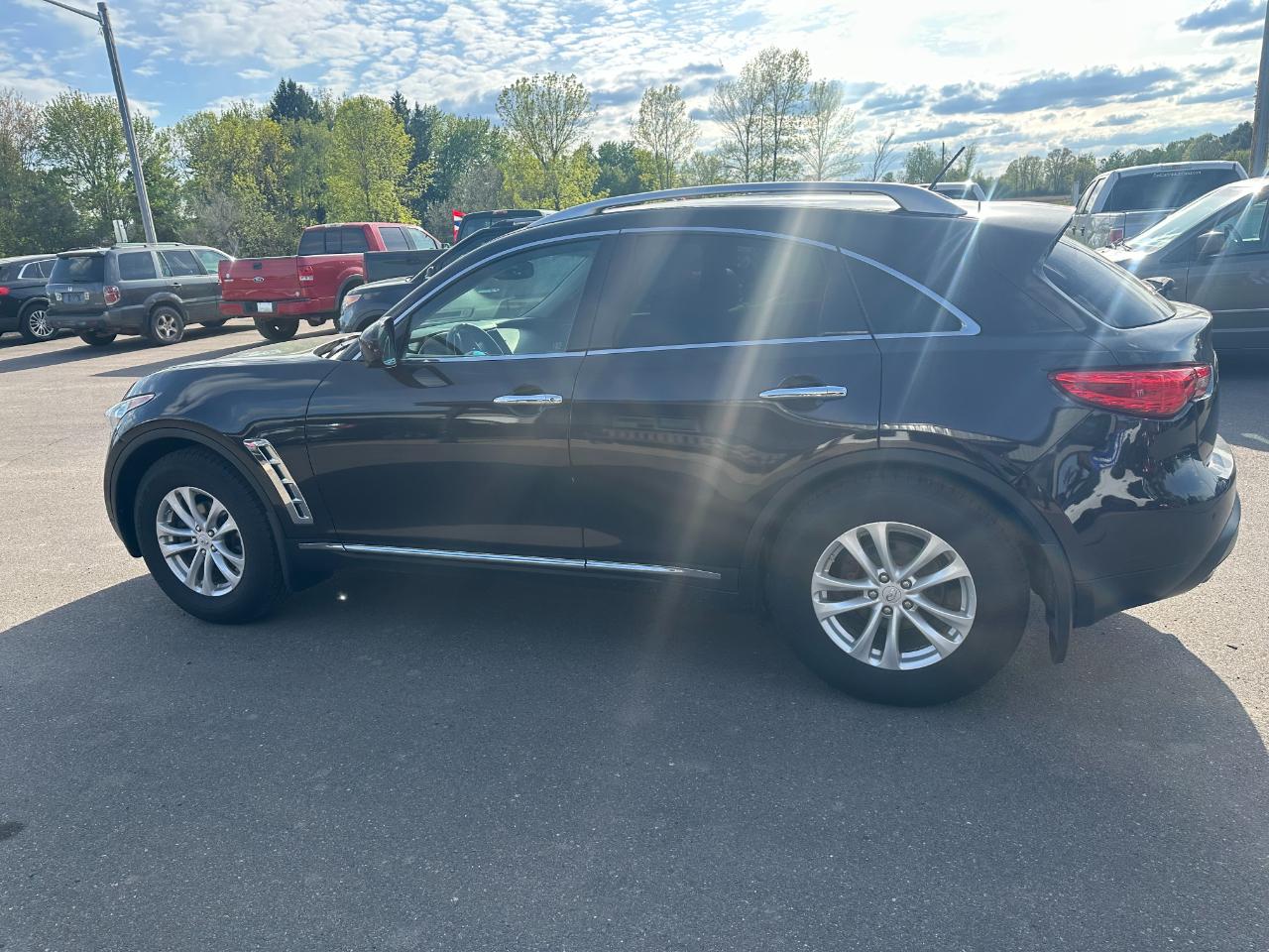 Infiniti FX35 AWD 4dr 2011