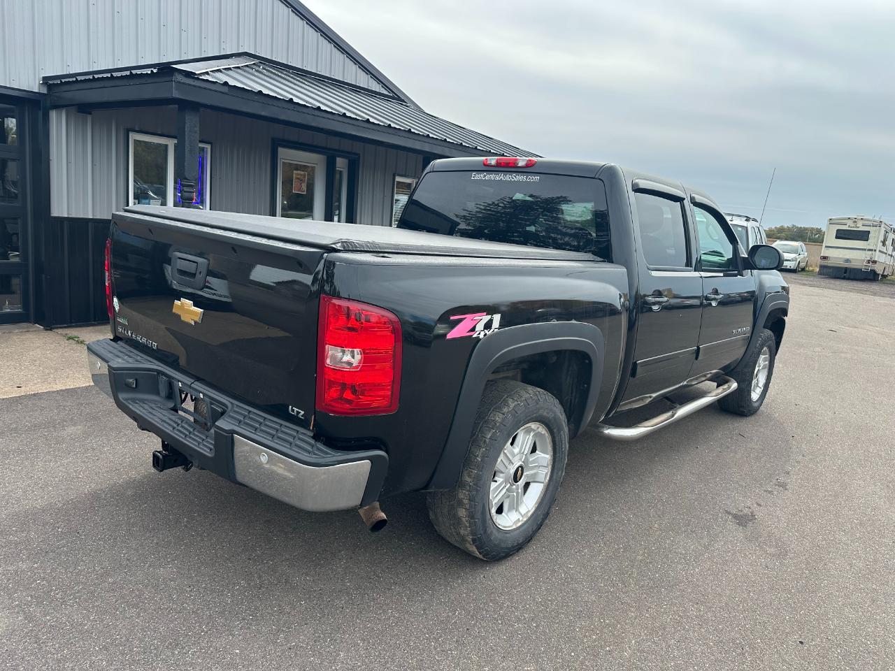 Chevrolet Silverado 1500 4WD Crew Cab 143.5" LTZ 2012