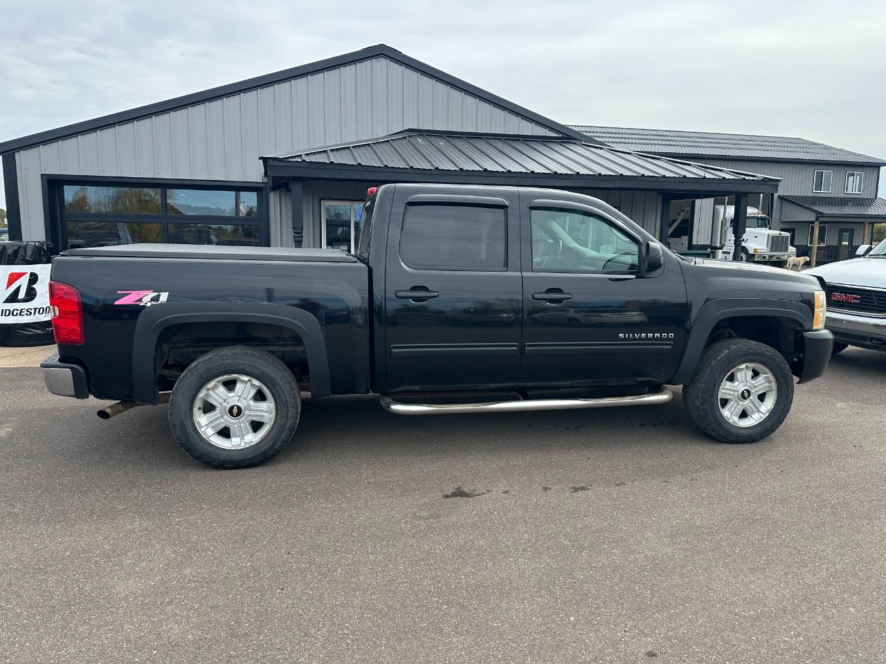 Chevrolet Silverado 1500 4WD Crew Cab 143.5" LTZ 2012