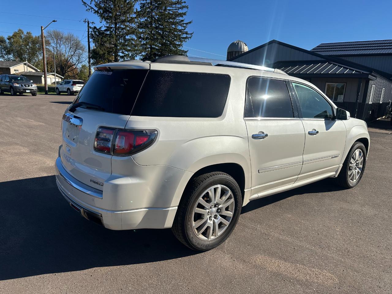 GMC Acadia AWD 4dr Denali 2015