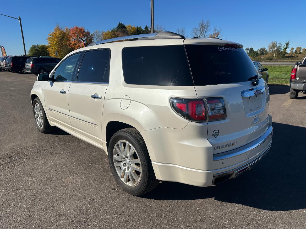 GMC Acadia AWD 4dr Denali 2015