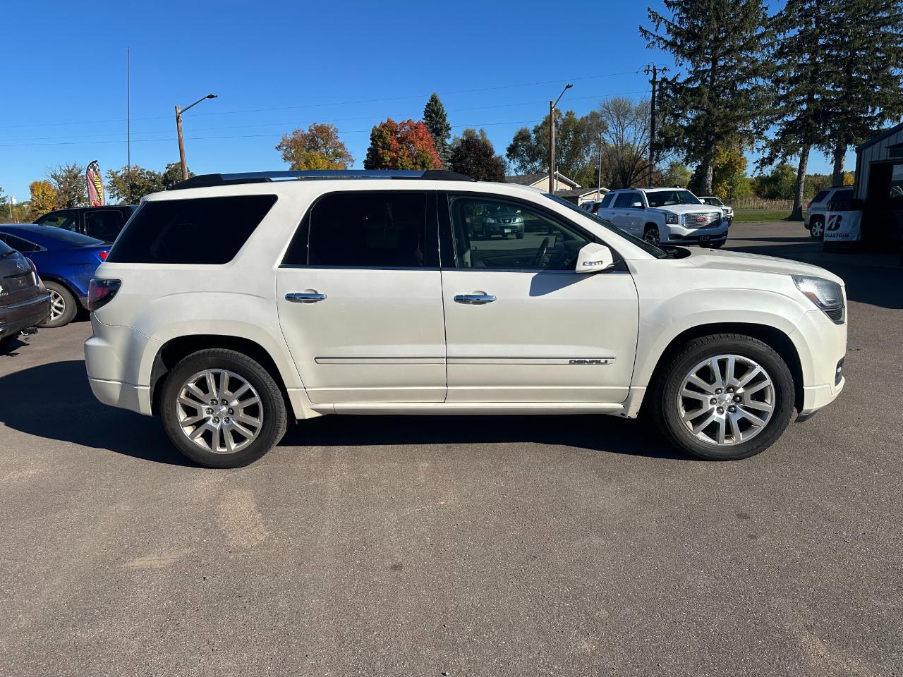 GMC Acadia AWD 4dr Denali 2015