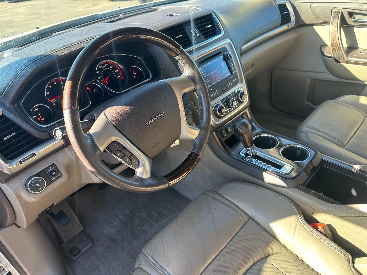 GMC Acadia AWD 4dr Denali 2015