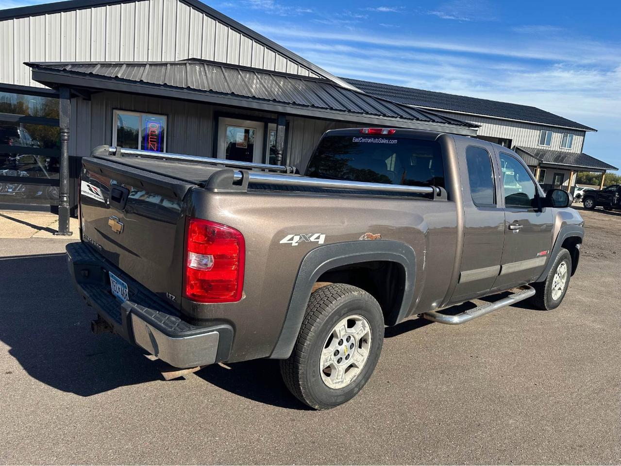 Chevrolet Silverado 1500 4WD Ext Cab 143.5" LTZ 2007