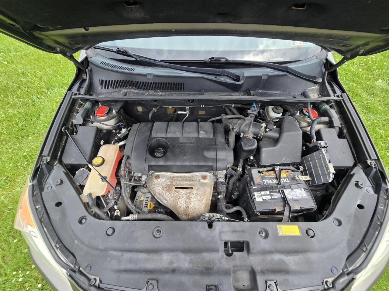 Toyota RAV4  2012