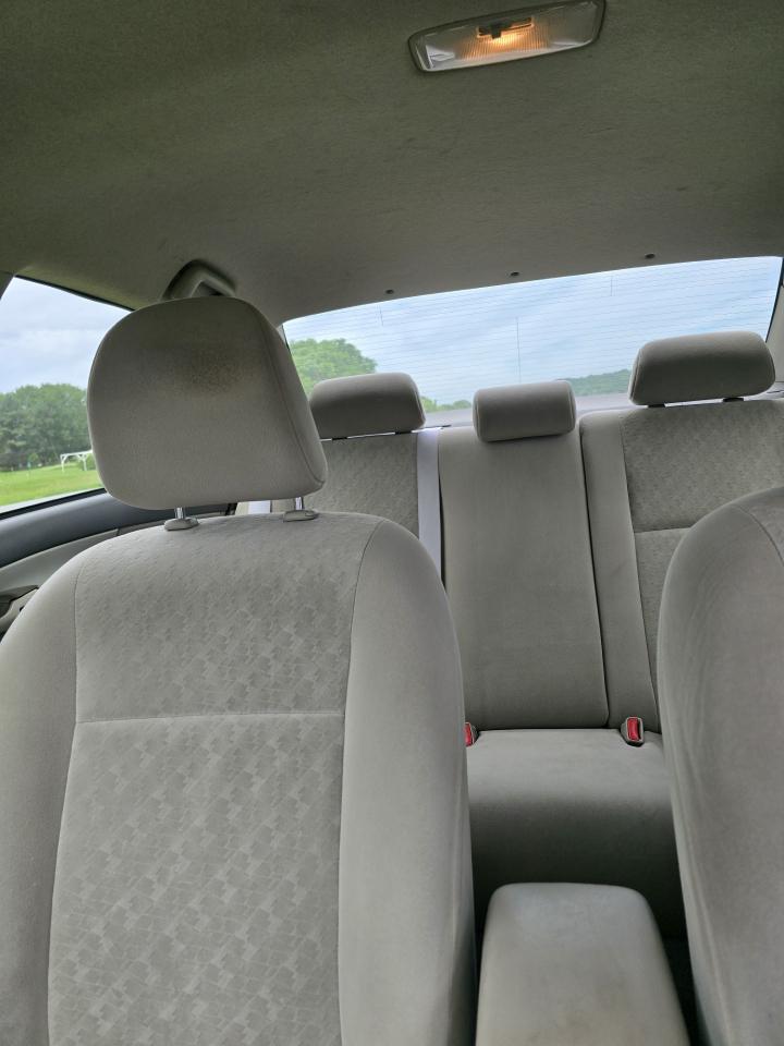 Toyota Corolla LE 2009