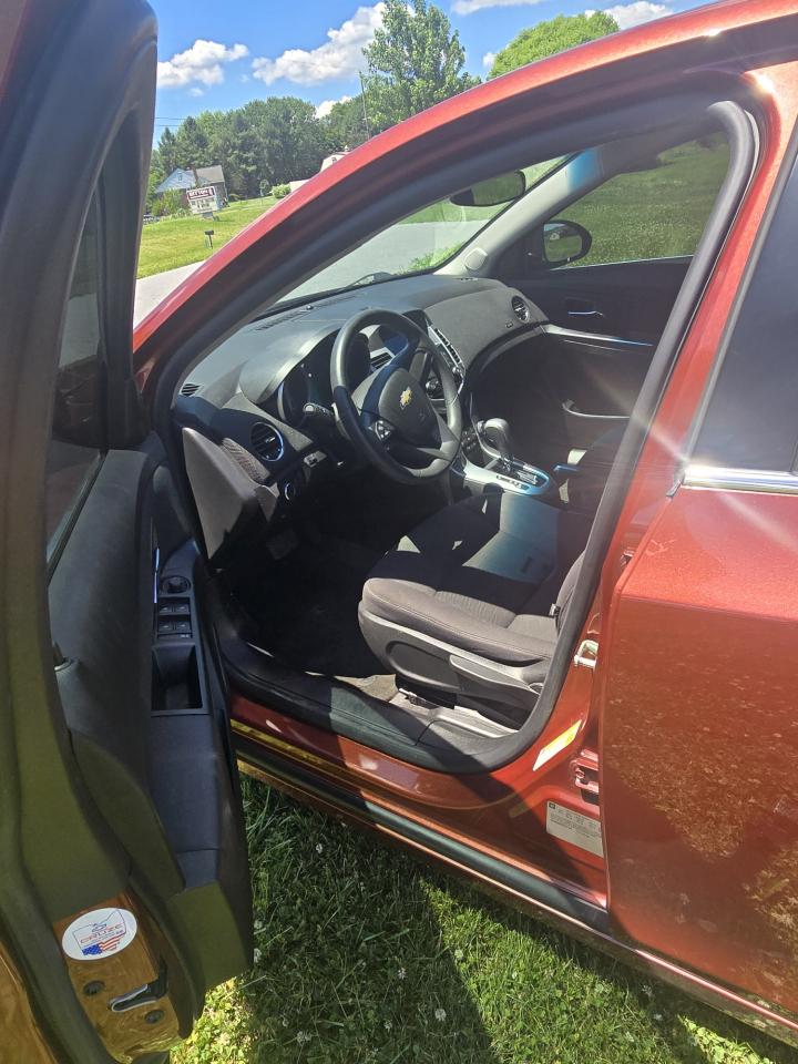 Chevrolet Cruze 1LT Auto 2012