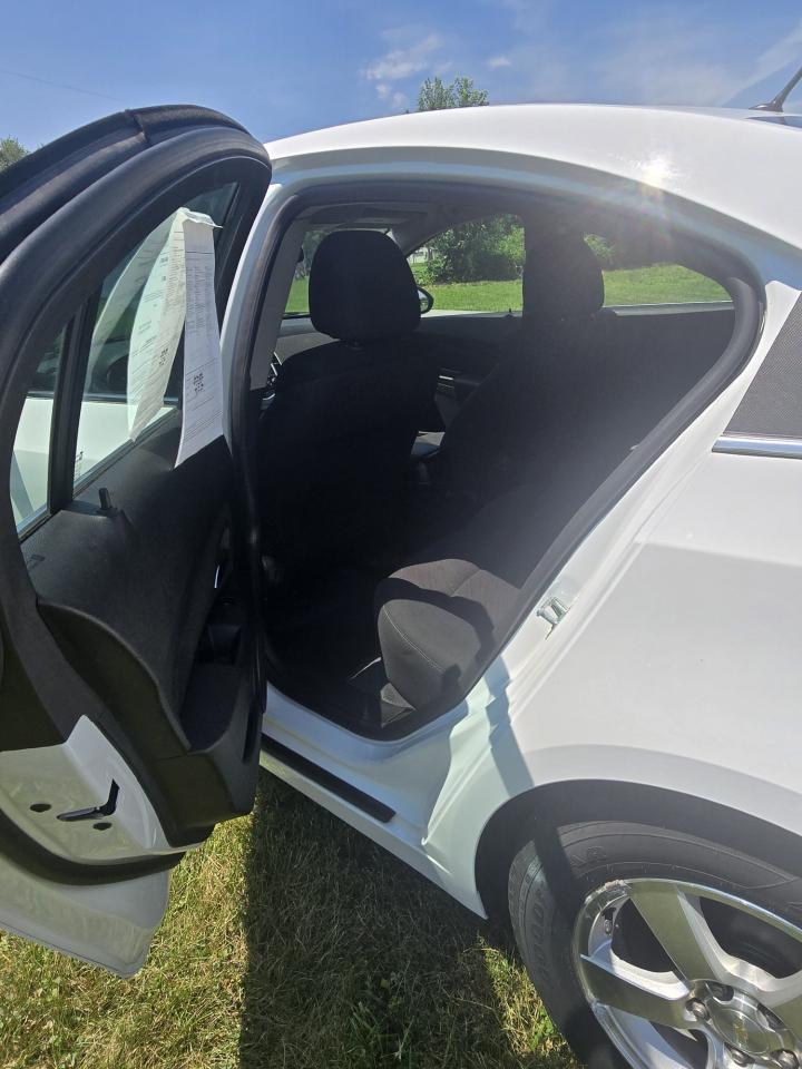 Chevrolet CRUZE LT Base 2012