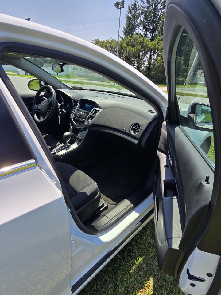 Chevrolet CRUZE LT Base 2012