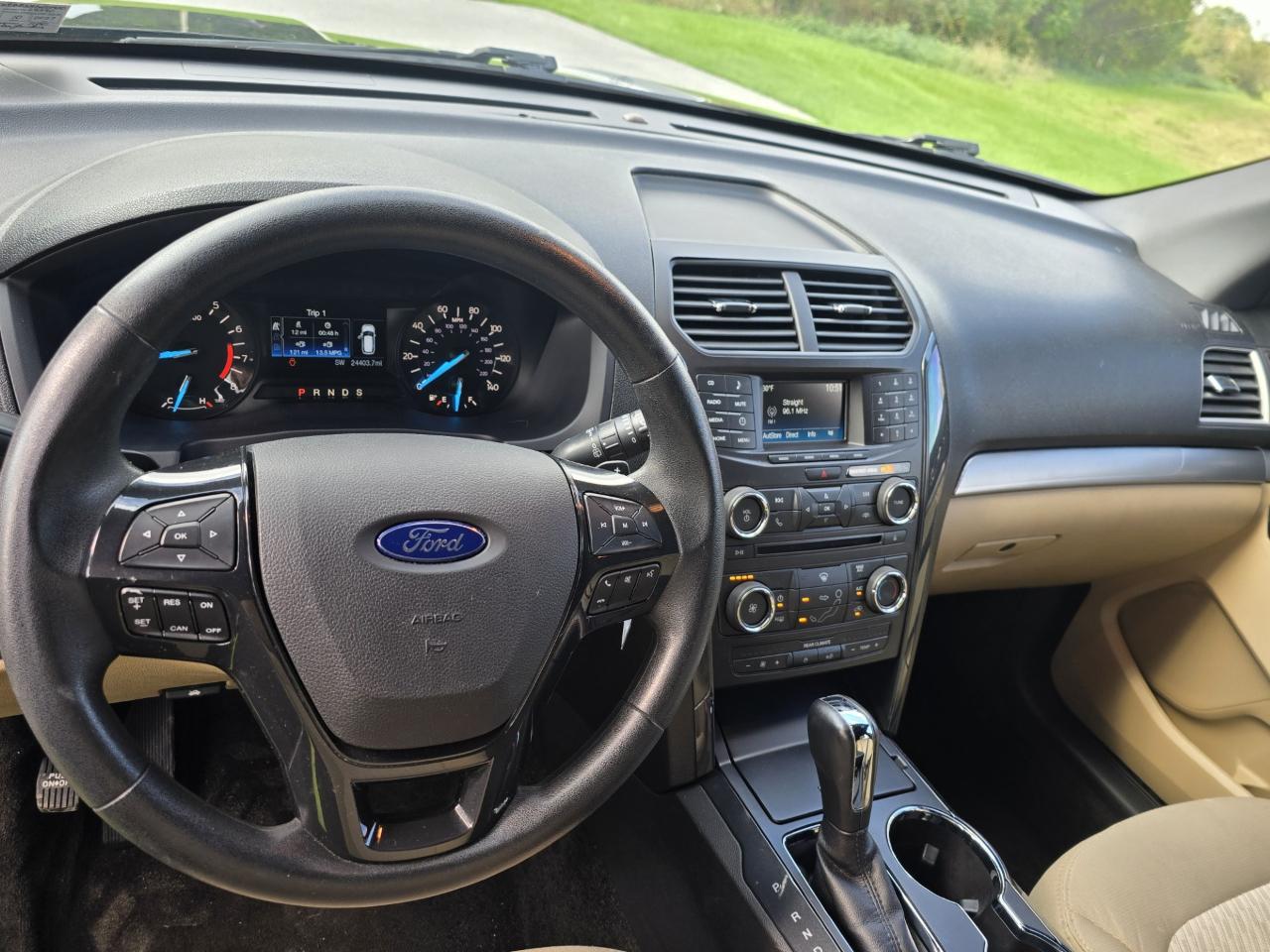 Ford Explorer  2017