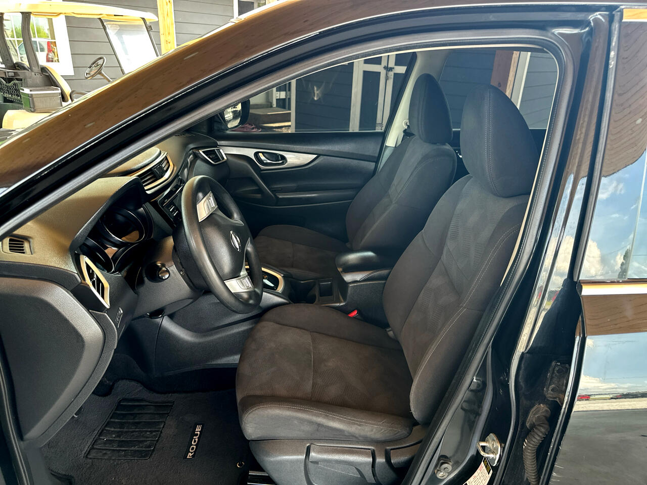 2016 Nissan Rogue AWD S photo 26