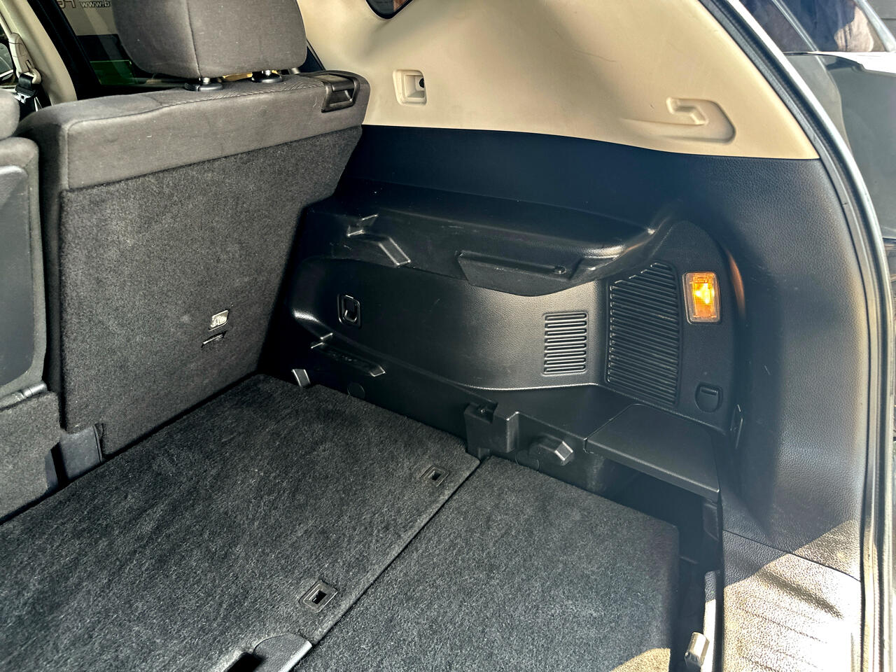 2016 Nissan Rogue AWD S photo 36