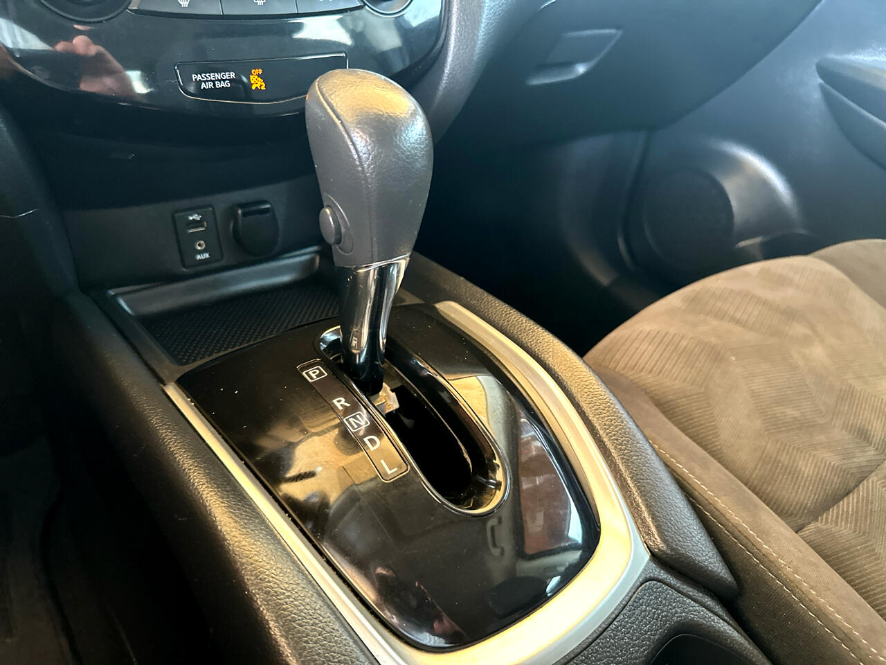 2016 Nissan Rogue AWD S photo 51