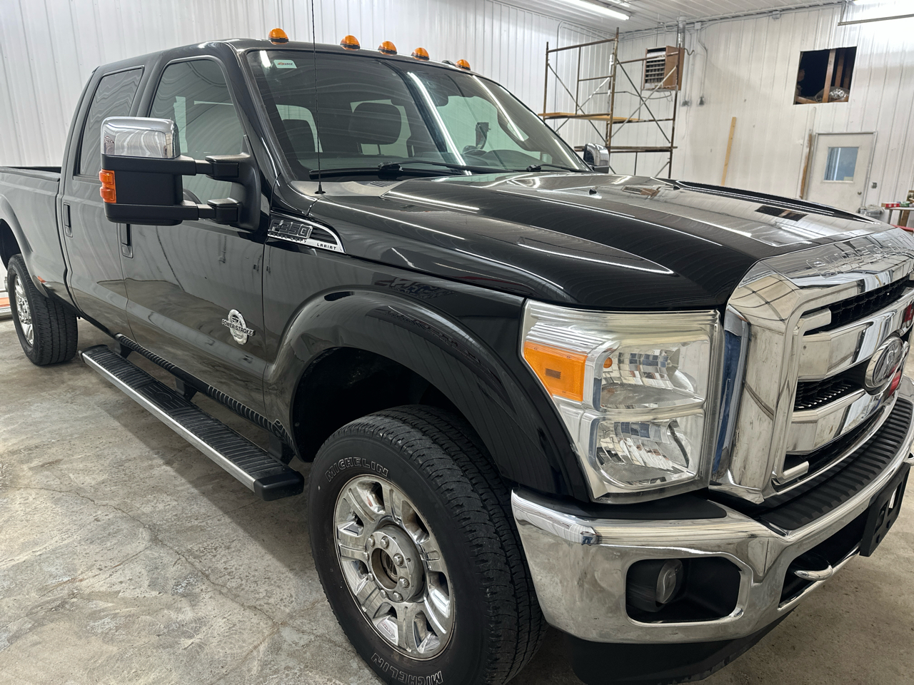 Ford Super Duty F-350 SRW 4WD Crew Cab 172" Lariat 2016 Ford Super Duty F-350 SRW 4WD Crew Cab 172" Lariat 2016