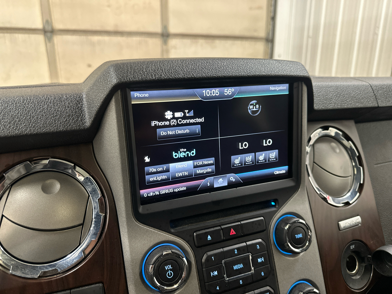 Ford Super Duty F-350 SRW 4WD Crew Cab 172" Lariat 2016 Ford Super Duty F-350 SRW 4WD Crew Cab 172" Lariat 2016