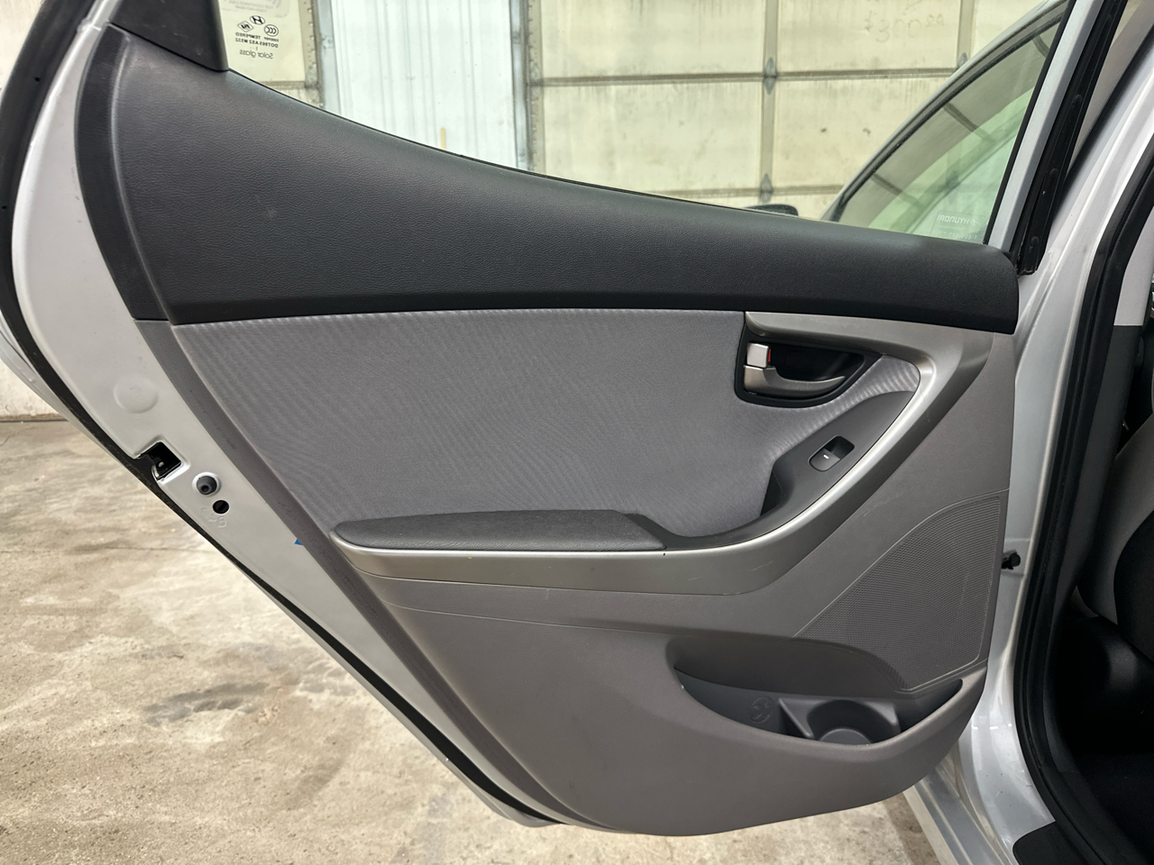 Hyundai Elantra 4dr Sdn Auto GLS PZEV (Alabama Plant) 2012 Hyundai Elantra 4dr Sdn Auto GLS PZEV (Alabama Plant) 2012
