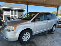 2009 Chrysler Town & Country 