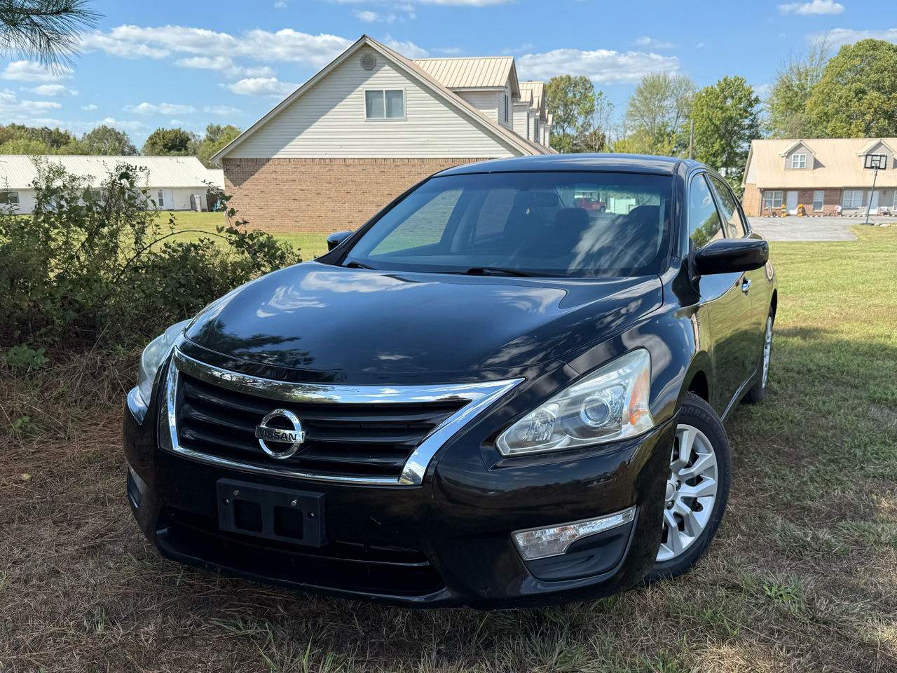2014 Nissan Altima 2.5 photo 2