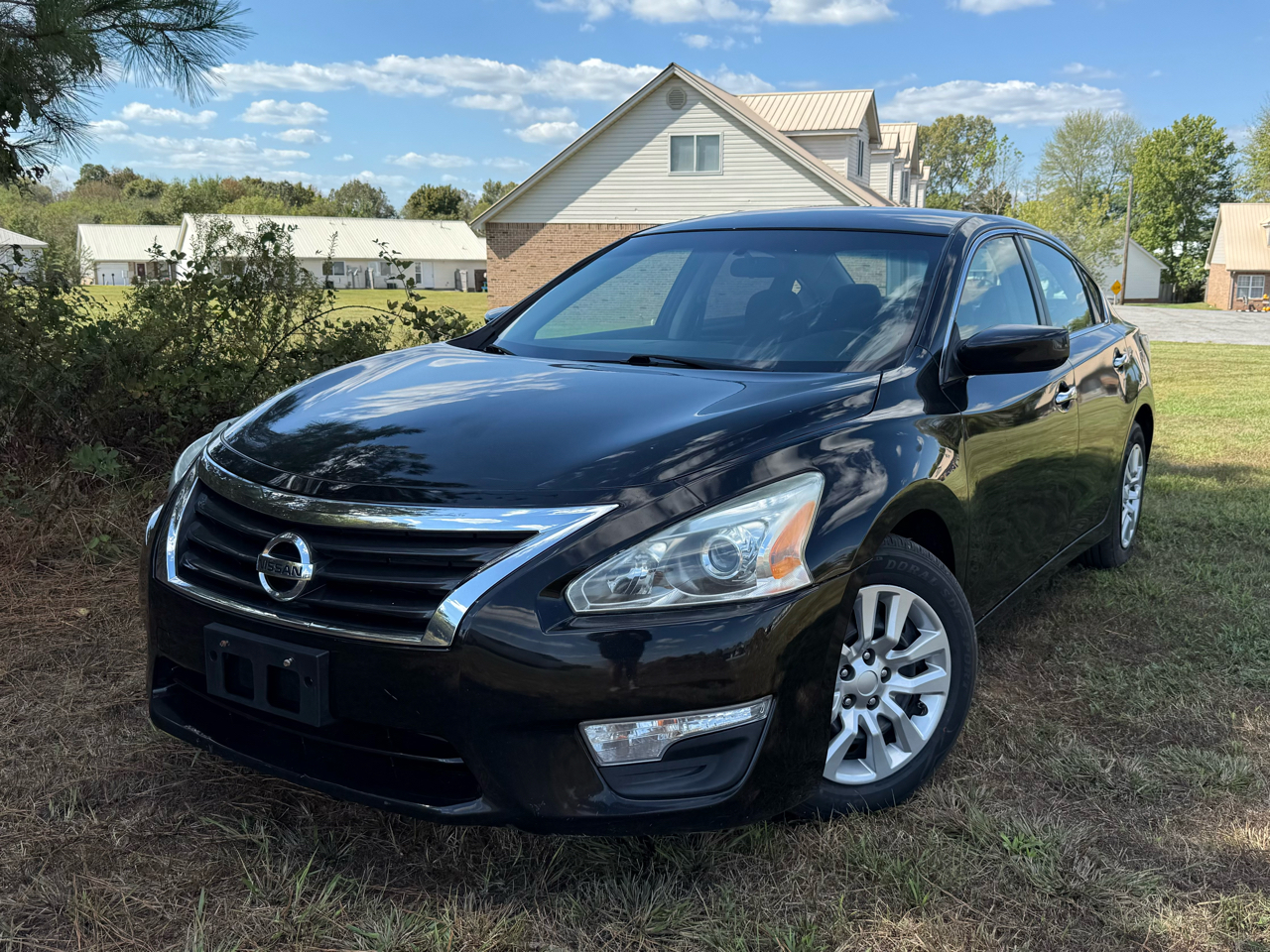 2014 Nissan Altima 2.5 photo 3