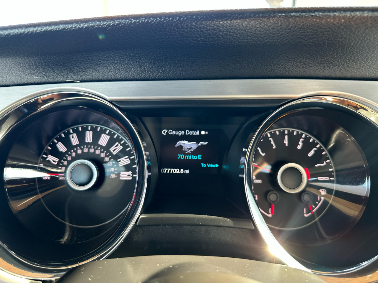 2014 Ford Mustang V6 Premium photo 40