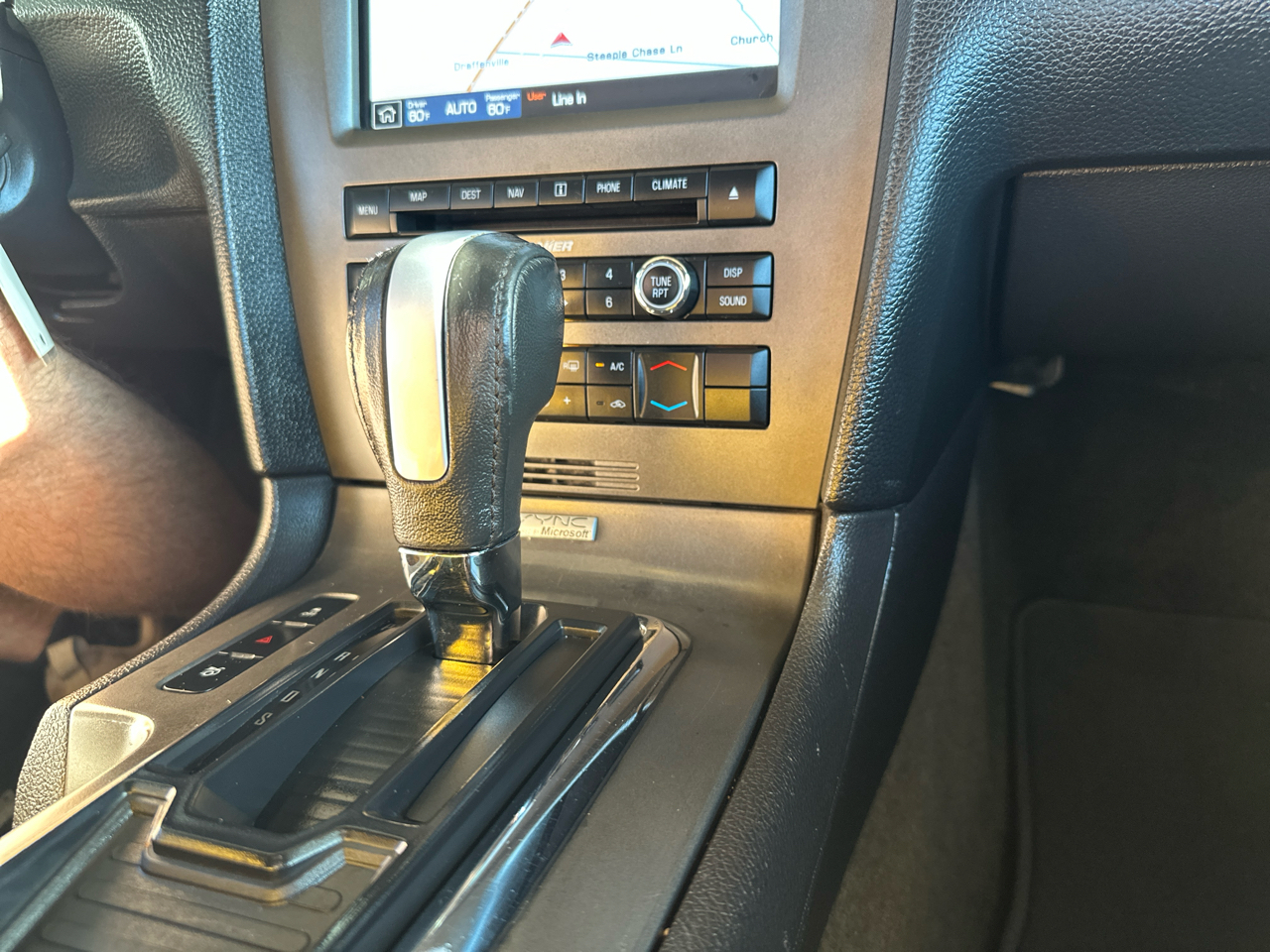 2014 Ford Mustang V6 Premium photo 46
