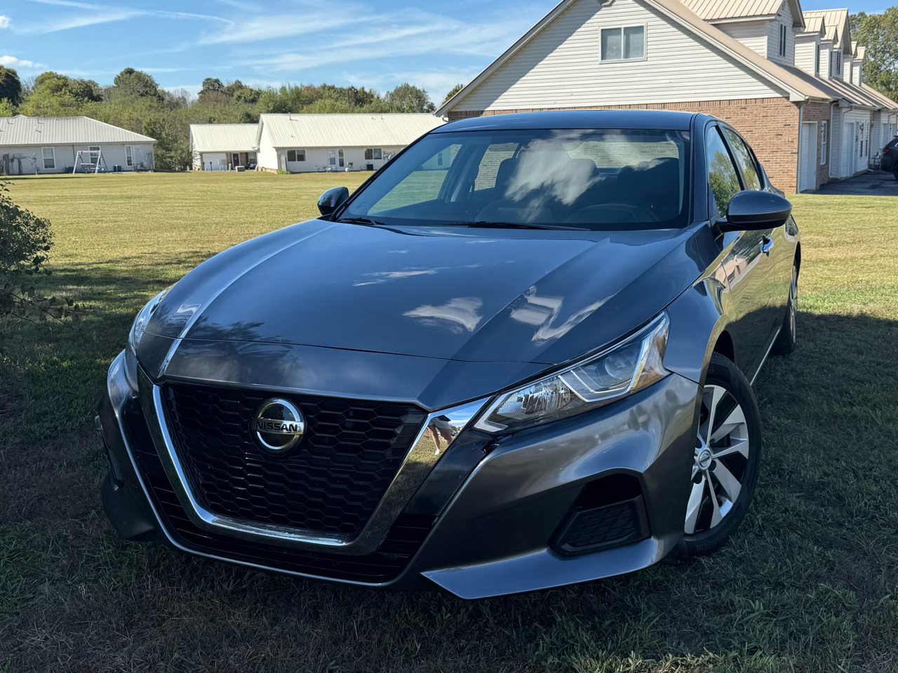 2020 Nissan Altima 2.5 S photo 2